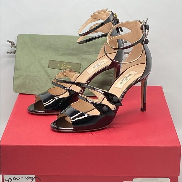 Valentino Garavani Button-Strap Patent Leather Sandals size 36.5 - Picture 10 of 12